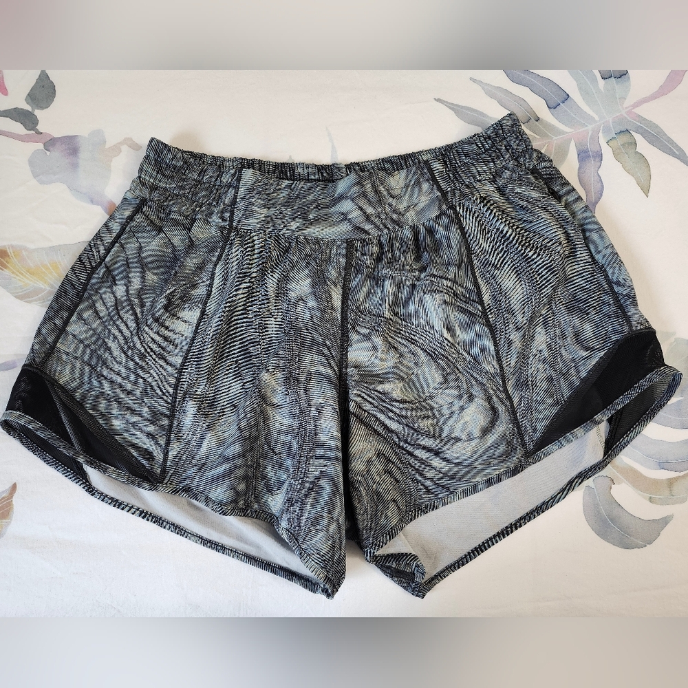 Lululemon Hotty Hot Shorts